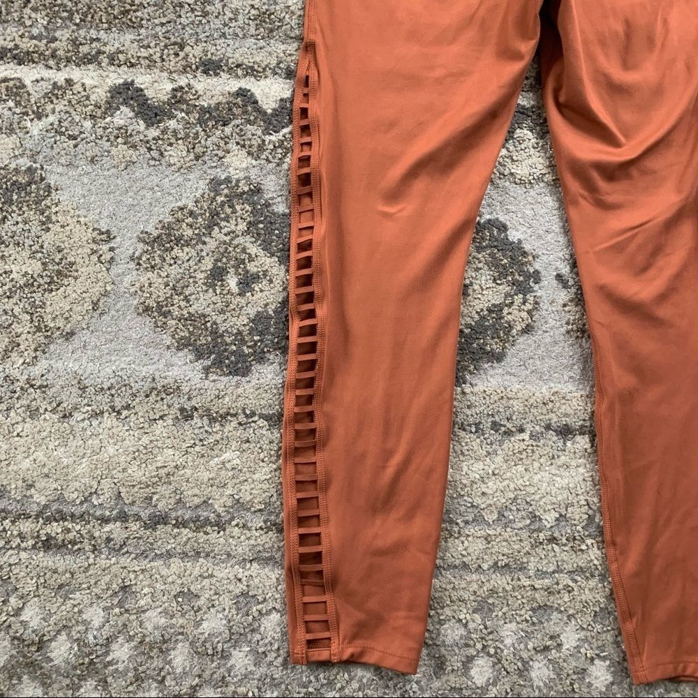 Nike Power 7/8 Dusty Peach Tight Leggings Medium - Picture 7 of 9